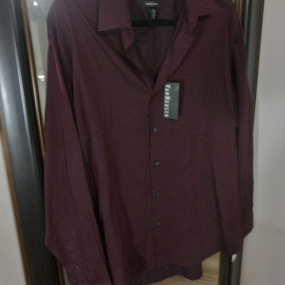 Van Heusen Shirt - Picture 2 of 9
